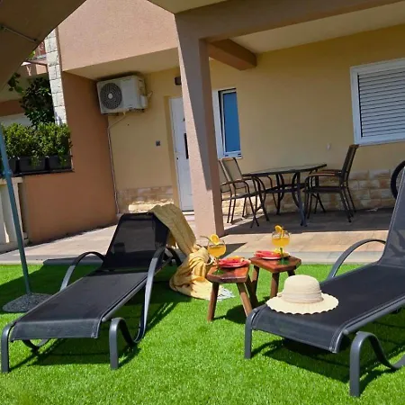 One Palm Apartament
