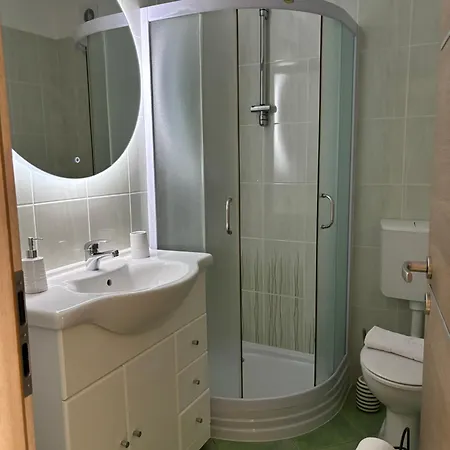 One Palm * Podstrana