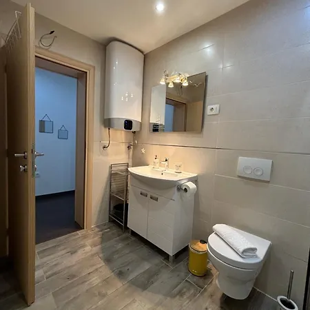 One Palm Apartmán *