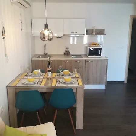 One Palm アパート *