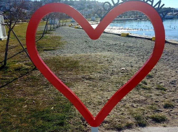 Apartment One Palm *